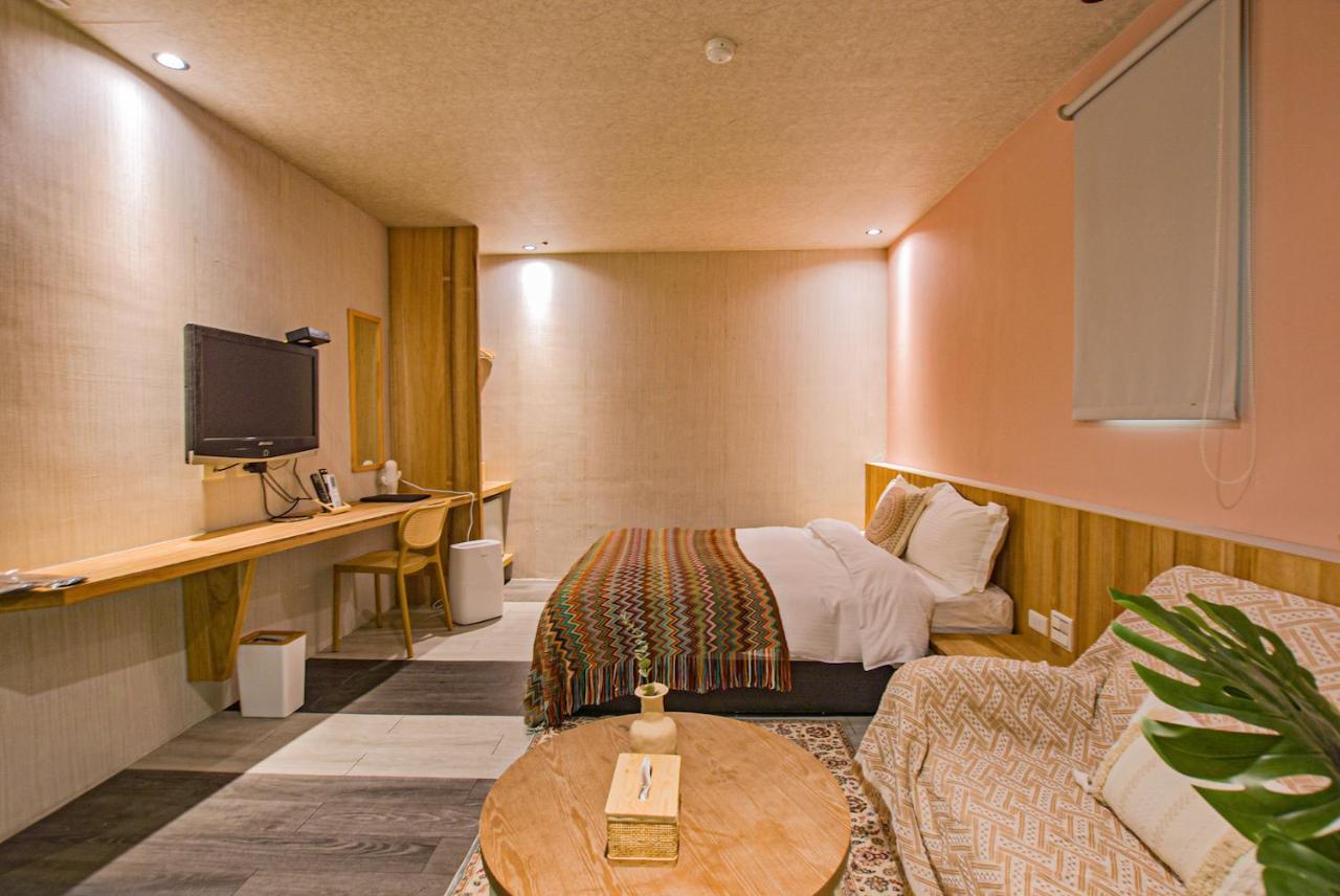 Ashare Hotel Yilan Экстерьер фото